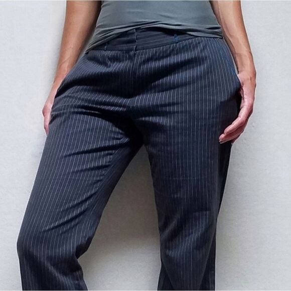 BCBGMaxAzria Amanda Gray Blue Pinstripe Wide Leg Slacks Trousers 8 - Picture 3 of 16